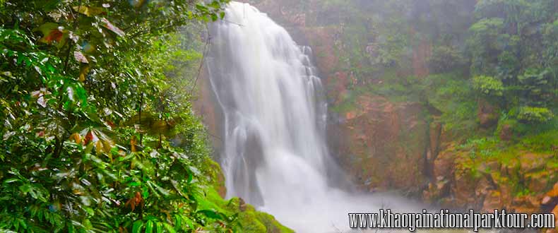 Namtok Heo Narok (น้ำาตกเหวนรก) is the largest and highest waterfall of the park. It is south of the park office on the way to Prachin Buri. Visitors will have to walk 1 kilometre from the main road to reach the viewpoint where the beautiful waterfall can be seen. The waterfall has 3 levels. The first is about 60 metres high. Water from this level goes down to the second and third levels straight down below, with a total drop of at least 150 metres. The water has considerable strength in the rainy season and is quite dangerous, but refreshing, when it comes splashing down on rocks at the bottom. ,Khao yai tour from Bangkok Thailand